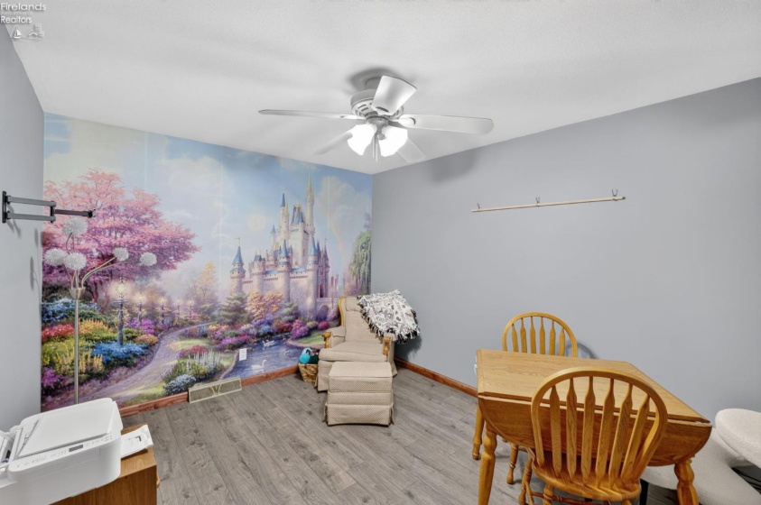 749 Riverside Drive, Woodville, 43469, 5 Bedrooms Bedrooms, ,3 BathroomsBathrooms,Residential,For Sale,Riverside,20263007