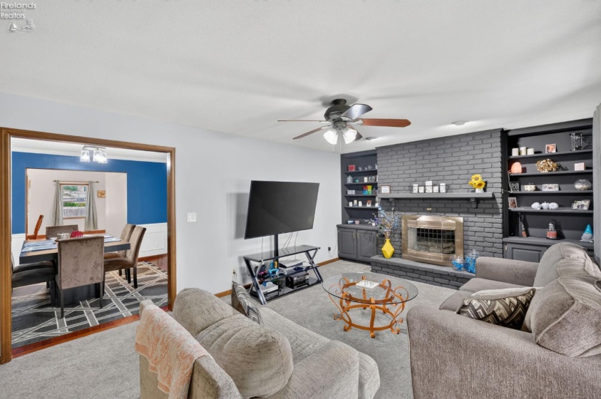 749 Riverside Drive, Woodville, 43469, 5 Bedrooms Bedrooms, ,3 BathroomsBathrooms,Residential,For Sale,Riverside,20263007