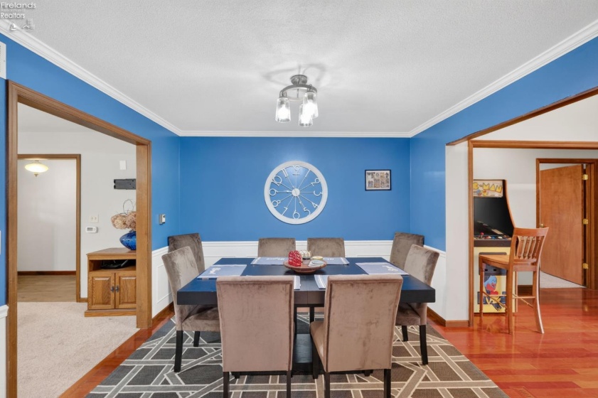 749 Riverside Drive, Woodville, 43469, 5 Bedrooms Bedrooms, ,3 BathroomsBathrooms,Residential,For Sale,Riverside,20263007