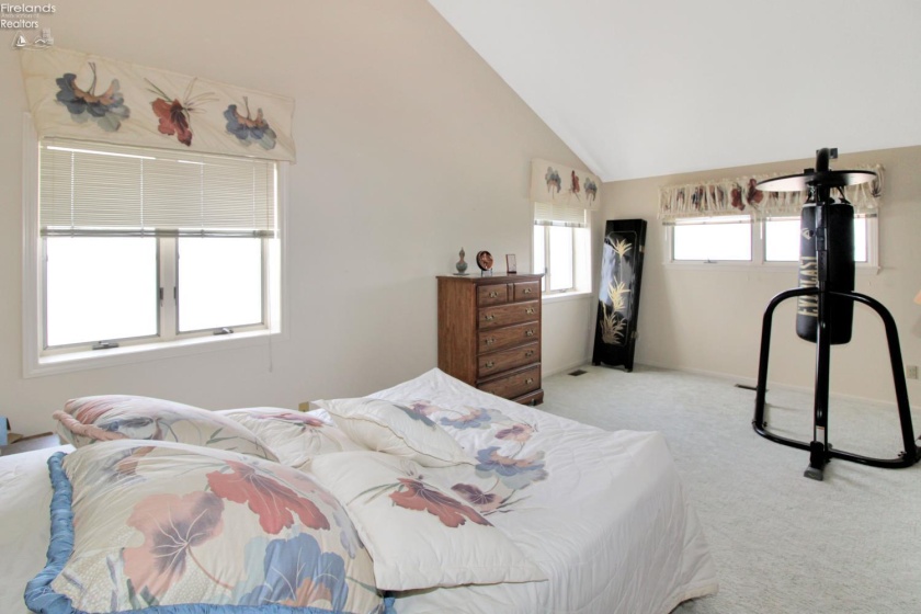 1909 Harbor Road, Port Clinton, 43452, 3 Bedrooms Bedrooms, ,3 BathroomsBathrooms,Residential,For Sale,Harbor,20263016