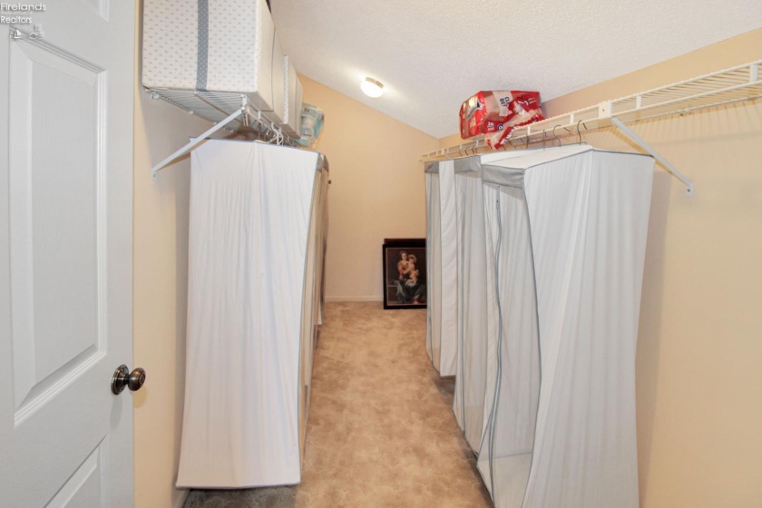 1909 Harbor Road, Port Clinton, 43452, 3 Bedrooms Bedrooms, ,3 BathroomsBathrooms,Residential,For Sale,Harbor,20263016