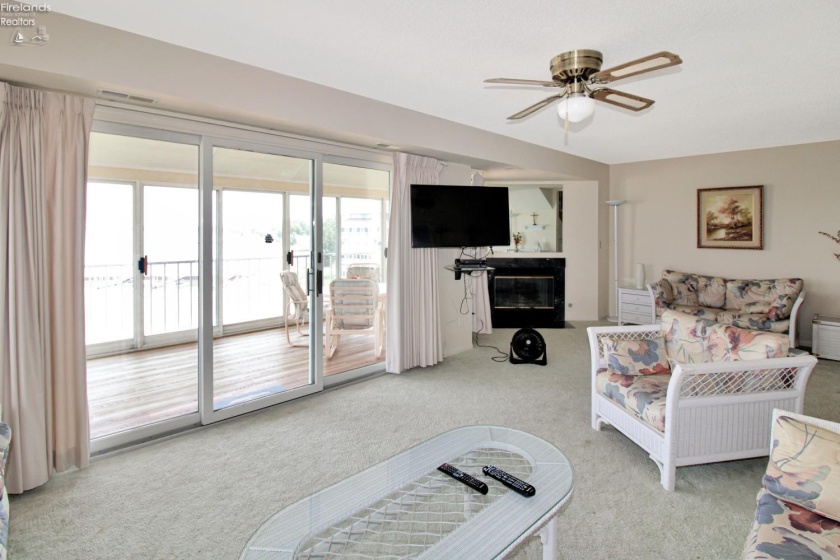 1909 Harbor Road, Port Clinton, 43452, 3 Bedrooms Bedrooms, ,3 BathroomsBathrooms,Residential,For Sale,Harbor,20263016
