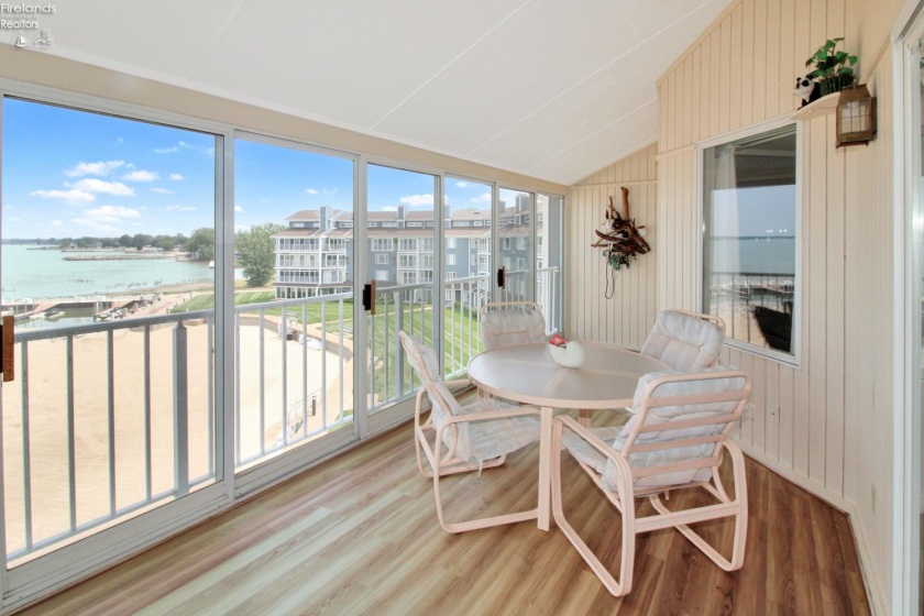 1909 Harbor Road, Port Clinton, 43452, 3 Bedrooms Bedrooms, ,3 BathroomsBathrooms,Residential,For Sale,Harbor,20263016