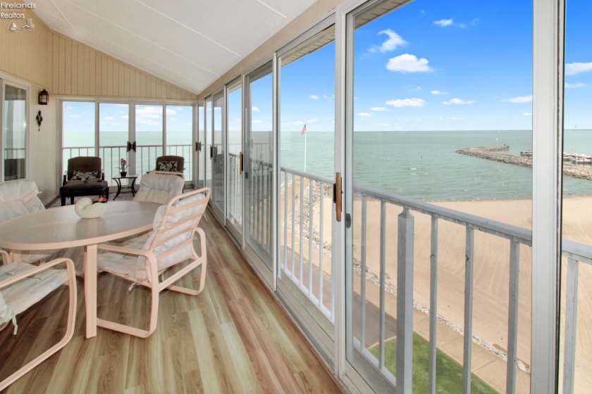 1909 Harbor Road, Port Clinton, 43452, 3 Bedrooms Bedrooms, ,3 BathroomsBathrooms,Residential,For Sale,Harbor,20263016
