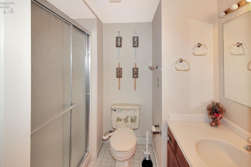 1909 Harbor Road, Port Clinton, 43452, 3 Bedrooms Bedrooms, ,3 BathroomsBathrooms,Residential,For Sale,Harbor,20263016