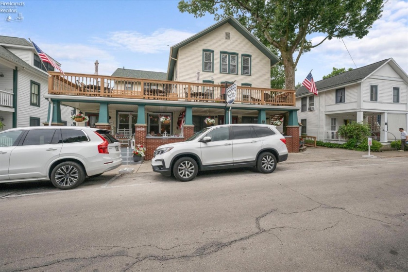 317 Maple Avenue, Lakeside, 43440, 2 Bedrooms Bedrooms, ,1 BathroomBathrooms,Residential,For Sale,Maple,20263025
