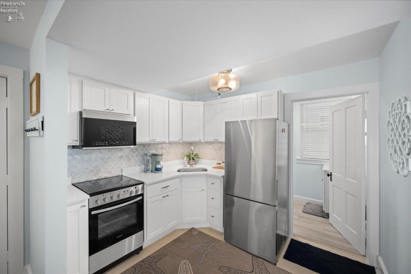 317 Maple Avenue, Lakeside, 43440, 2 Bedrooms Bedrooms, ,1 BathroomBathrooms,Residential,For Sale,Maple,20263025