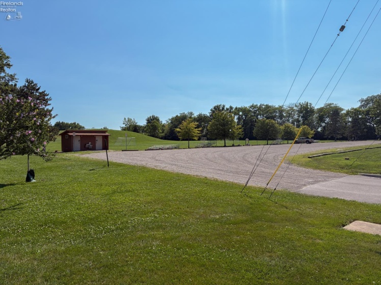 1107 Columbia Avenue, Port Clinton, 43452, 3 Bedrooms Bedrooms, ,2 BathroomsBathrooms,Residential,For Sale,Columbia,20262955