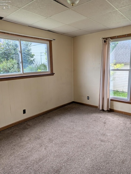 215 Perry Street, Tiffin, 44818, 4 Bedrooms Bedrooms, ,1 BathroomBathrooms,Residential,For Sale,Perry,20263030