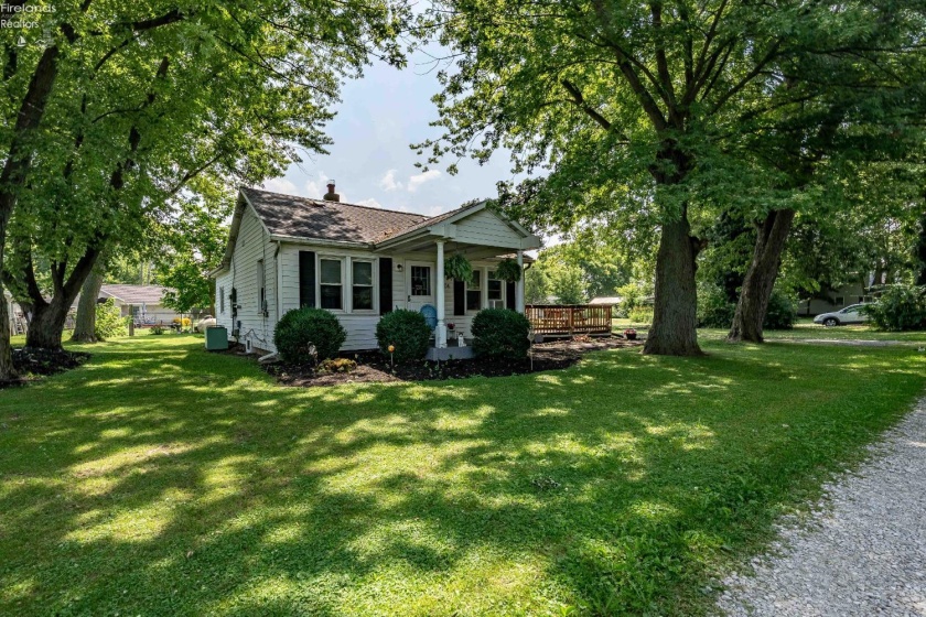 204 Bellevue Avenue, Sandusky, 44870, 3 Bedrooms Bedrooms, ,1 BathroomBathrooms,Residential,For Sale,Bellevue,20263037