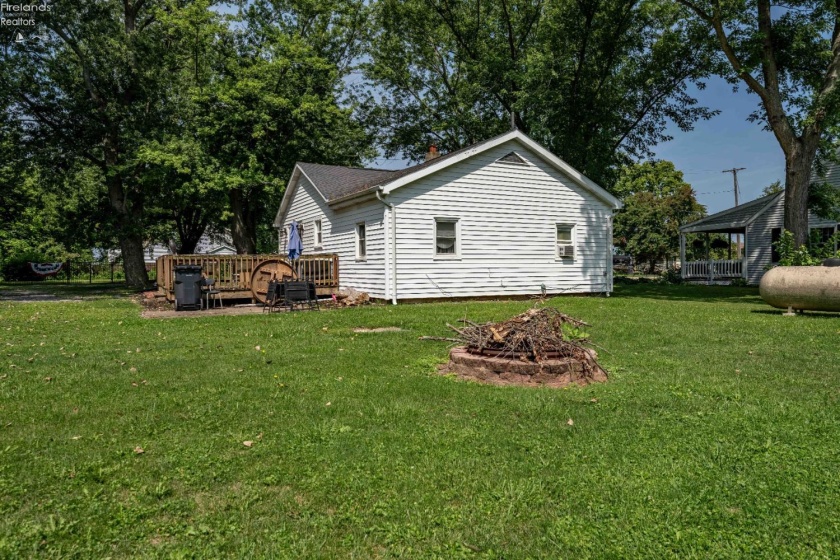 204 Bellevue Avenue, Sandusky, 44870, 3 Bedrooms Bedrooms, ,1 BathroomBathrooms,Residential,For Sale,Bellevue,20263037