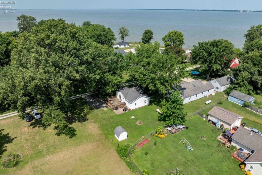 204 Bellevue Avenue, Sandusky, 44870, 3 Bedrooms Bedrooms, ,1 BathroomBathrooms,Residential,For Sale,Bellevue,20263037