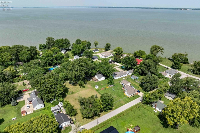 204 Bellevue Avenue, Sandusky, 44870, 3 Bedrooms Bedrooms, ,1 BathroomBathrooms,Residential,For Sale,Bellevue,20263037