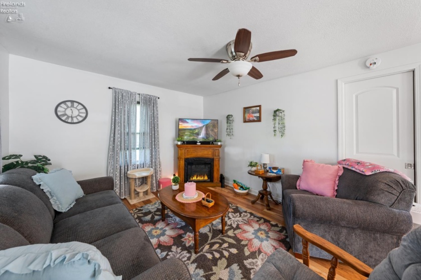 204 Bellevue Avenue, Sandusky, 44870, 3 Bedrooms Bedrooms, ,1 BathroomBathrooms,Residential,For Sale,Bellevue,20263037