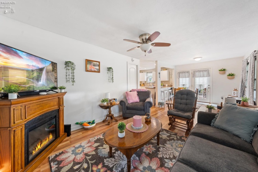 204 Bellevue Avenue, Sandusky, 44870, 3 Bedrooms Bedrooms, ,1 BathroomBathrooms,Residential,For Sale,Bellevue,20263037