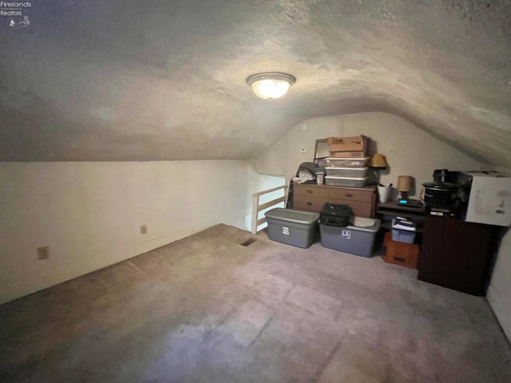 199 Circular Street, Tiffin, 44883, 2 Bedrooms Bedrooms, ,1 BathroomBathrooms,Residential,For Sale,Circular,20263038