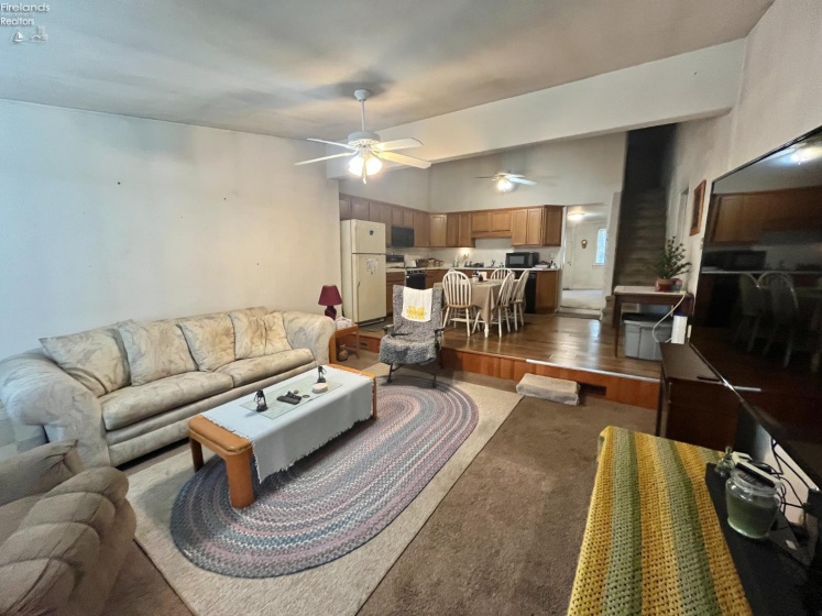 199 Circular Street, Tiffin, 44883, 2 Bedrooms Bedrooms, ,1 BathroomBathrooms,Residential,For Sale,Circular,20263038