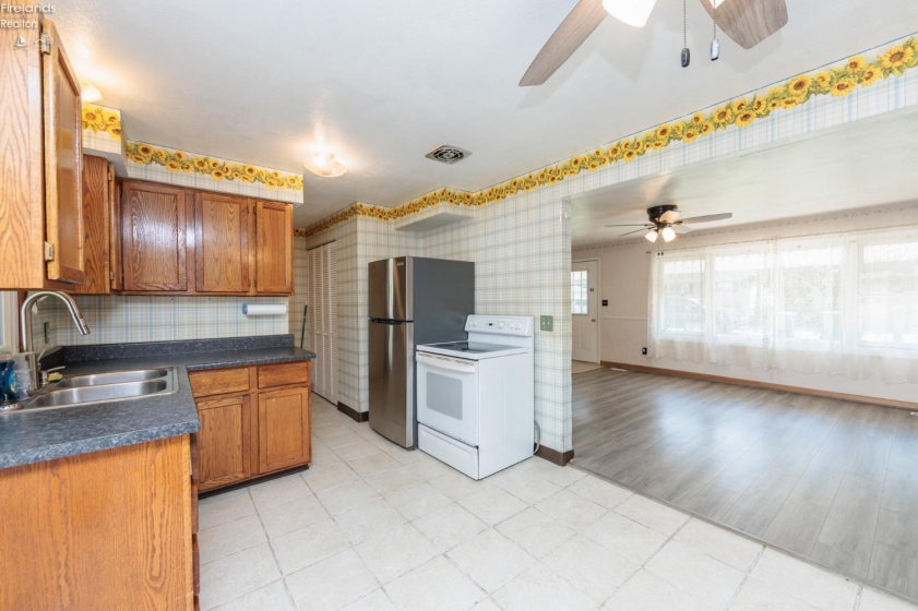 582 Highbridge Road, Vermilion, 44089, 3 Bedrooms Bedrooms, ,2 BathroomsBathrooms,Residential,For Sale,Highbridge,20263015