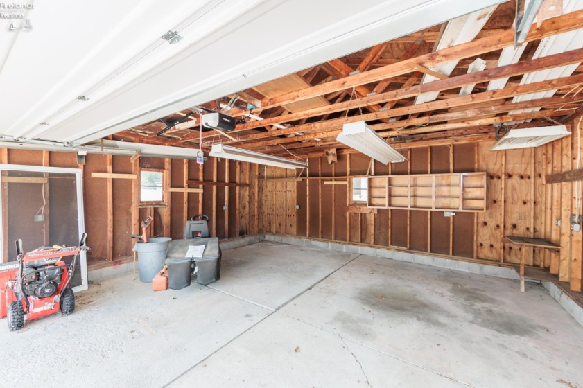 582 Highbridge Road, Vermilion, 44089, 3 Bedrooms Bedrooms, ,2 BathroomsBathrooms,Residential,For Sale,Highbridge,20263015