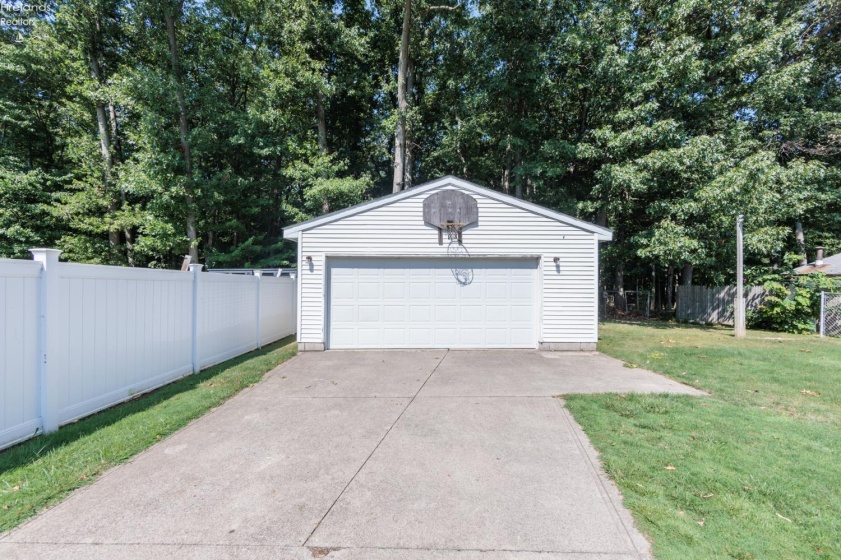 582 Highbridge Road, Vermilion, 44089, 3 Bedrooms Bedrooms, ,2 BathroomsBathrooms,Residential,For Sale,Highbridge,20263015