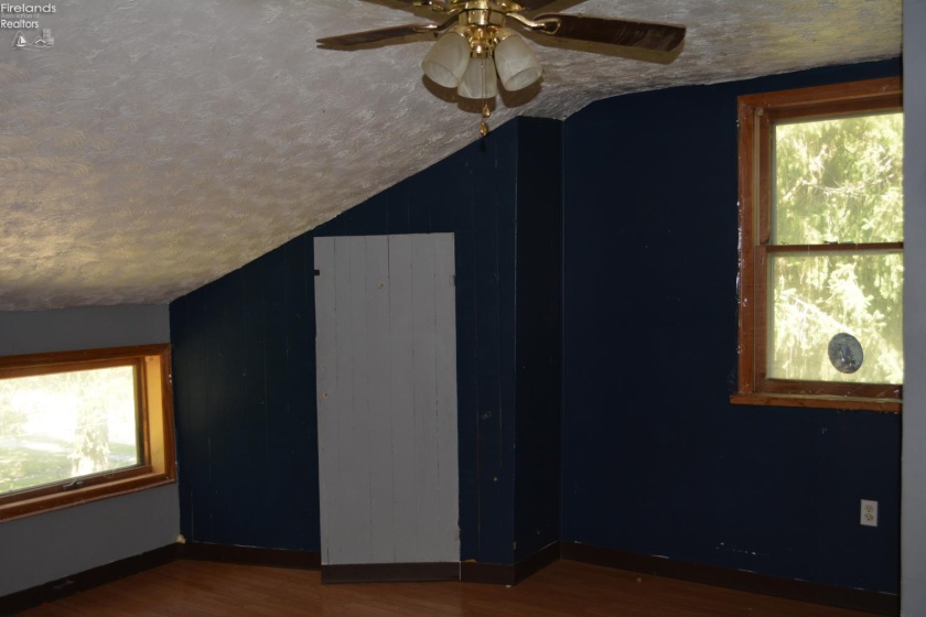 419 Barker Street, Wellington, 44090, 4 Bedrooms Bedrooms, ,2 BathroomsBathrooms,Residential,For Sale,Barker,20263041