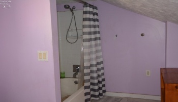 419 Barker Street, Wellington, 44090, 4 Bedrooms Bedrooms, ,2 BathroomsBathrooms,Residential,For Sale,Barker,20263041