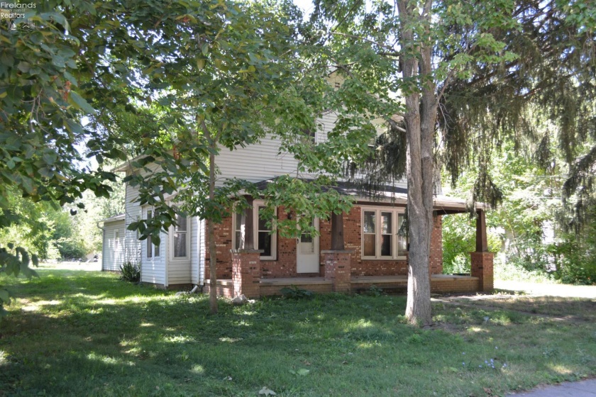 419 Barker Street, Wellington, 44090, 4 Bedrooms Bedrooms, ,2 BathroomsBathrooms,Residential,For Sale,Barker,20263041