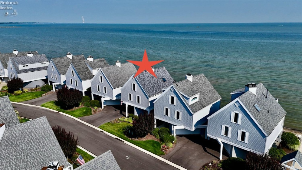 1615 Waters Edge Drive, Port Clinton, 43452, 3 Bedroom Bedrooms, ,3 BathroomBathrooms,Residential,For Sale,Waters Edge,20263048