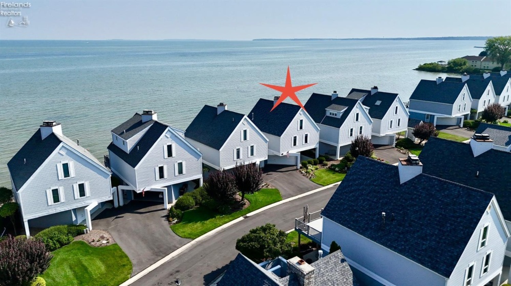 1615 Waters Edge Drive, Port Clinton, 43452, 3 Bedroom Bedrooms, ,3 BathroomBathrooms,Residential,For Sale,Waters Edge,20263048