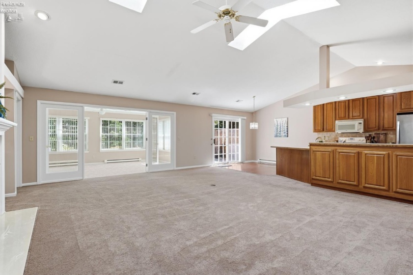 218 Lisa Ann Drive, Huron, 44839, 3 Bedrooms Bedrooms, ,2 BathroomsBathrooms,Residential,For Sale,Lisa Ann,20262949