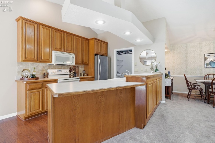 218 Lisa Ann Drive, Huron, 44839, 3 Bedrooms Bedrooms, ,2 BathroomsBathrooms,Residential,For Sale,Lisa Ann,20262949