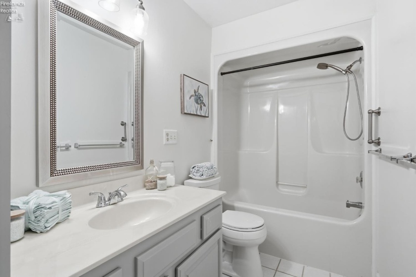 218 Lisa Ann Drive, Huron, 44839, 3 Bedrooms Bedrooms, ,2 BathroomsBathrooms,Residential,For Sale,Lisa Ann,20262949