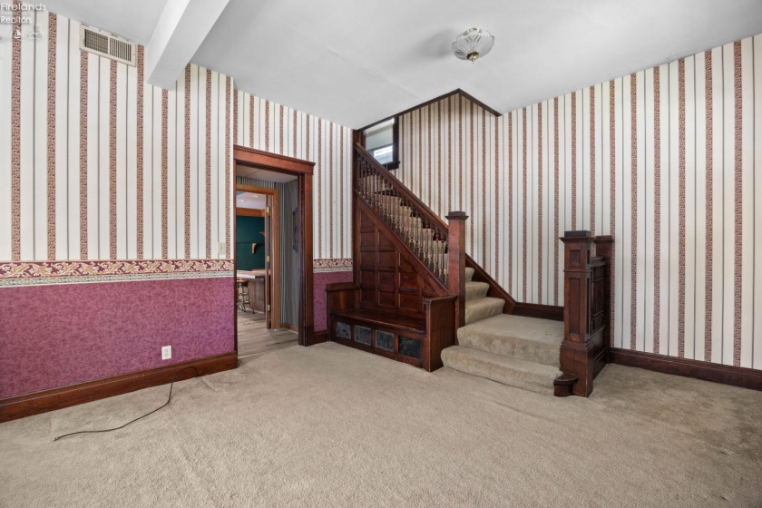 1511 Central Avenue, Sandusky, 44870, 4 Bedrooms Bedrooms, ,2 BathroomsBathrooms,Residential,For Sale,Central,20263017
