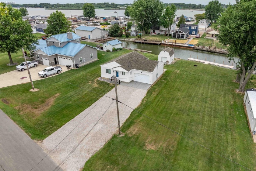 3125 Canal Road, Port Clinton, 43452, 2 Bedrooms Bedrooms, ,1 BathroomBathrooms,Residential,For Sale,Canal,20262984