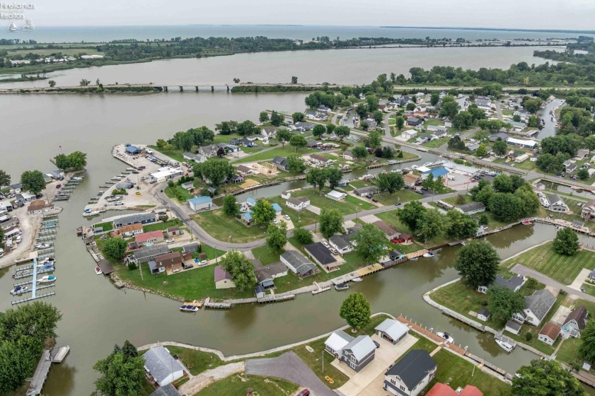 3125 Canal Road, Port Clinton, 43452, 2 Bedrooms Bedrooms, ,1 BathroomBathrooms,Residential,For Sale,Canal,20262984