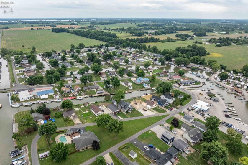 3125 Canal Road, Port Clinton, 43452, 2 Bedrooms Bedrooms, ,1 BathroomBathrooms,Residential,For Sale,Canal,20262984