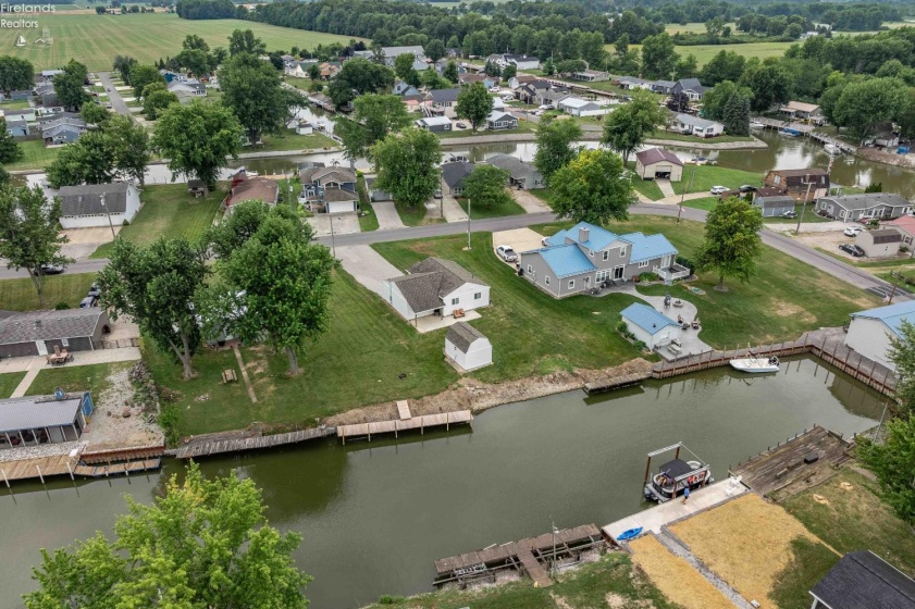 3125 Canal Road, Port Clinton, 43452, 2 Bedrooms Bedrooms, ,1 BathroomBathrooms,Residential,For Sale,Canal,20262984
