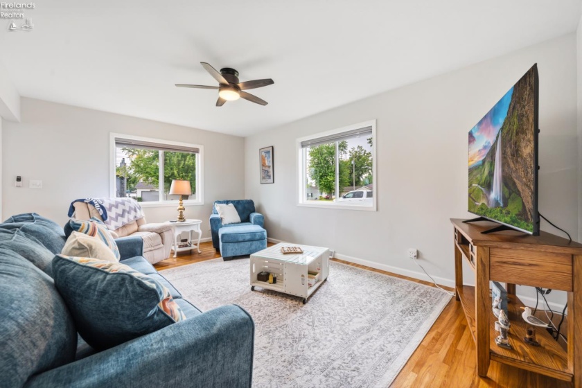 3125 Canal Road, Port Clinton, 43452, 2 Bedrooms Bedrooms, ,1 BathroomBathrooms,Residential,For Sale,Canal,20262984