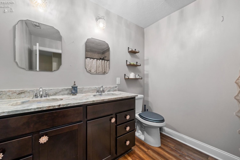 616 Chardonnay, Vermilion, 44089, 3 Bedrooms Bedrooms, ,2 BathroomsBathrooms,Residential,For Sale,Chardonnay,20263057