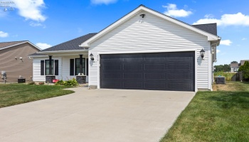 616 Chardonnay, Vermilion, 44089, 3 Bedrooms Bedrooms, ,2 BathroomsBathrooms,Residential,For Sale,Chardonnay,20263057