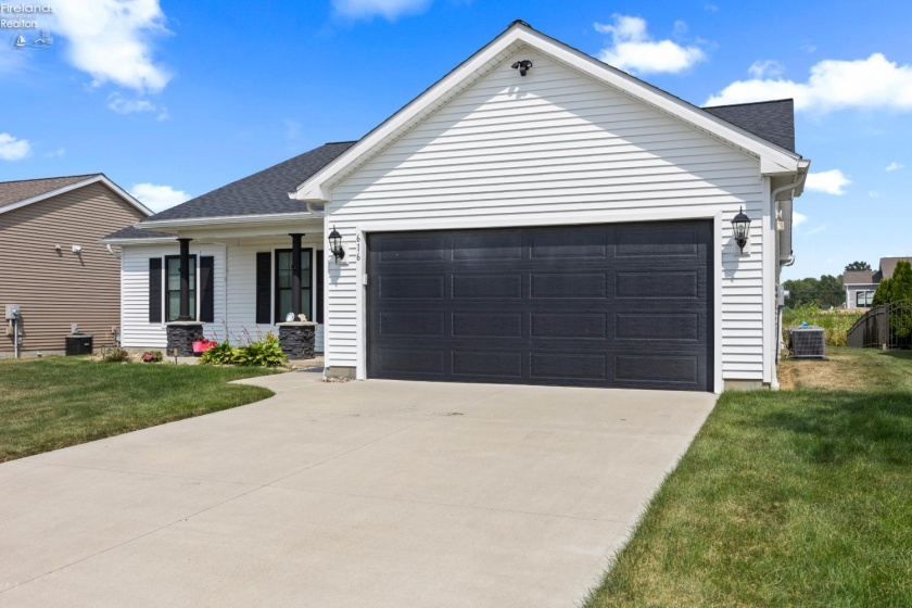616 Chardonnay, Vermilion, 44089, 3 Bedrooms Bedrooms, ,2 BathroomsBathrooms,Residential,For Sale,Chardonnay,20263057