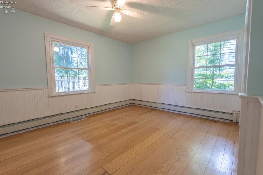 817 Seneca Avenue, Huron, 44839, 5 Bedrooms Bedrooms, ,3 BathroomsBathrooms,Residential,For Sale,Seneca,20263064