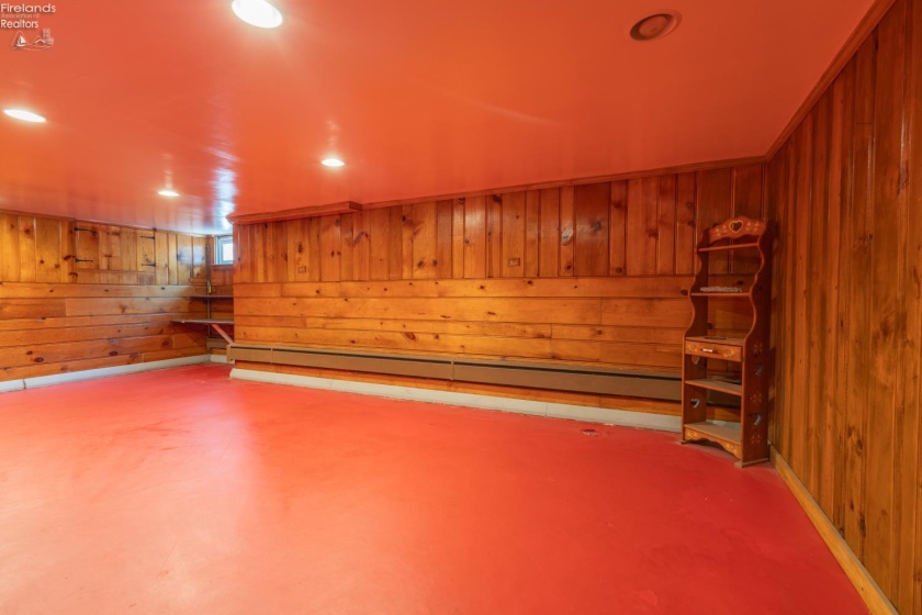 817 Seneca Avenue, Huron, 44839, 5 Bedrooms Bedrooms, ,3 BathroomsBathrooms,Residential,For Sale,Seneca,20263064