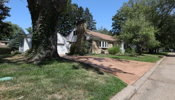817 Seneca Avenue, Huron, 44839, 5 Bedrooms Bedrooms, ,3 BathroomsBathrooms,Residential,For Sale,Seneca,20263064