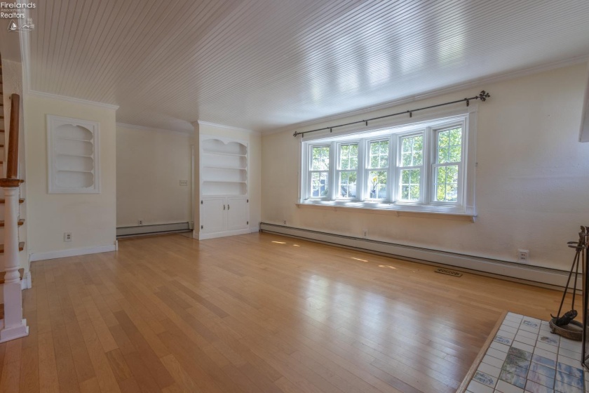 817 Seneca Avenue, Huron, 44839, 5 Bedrooms Bedrooms, ,3 BathroomsBathrooms,Residential,For Sale,Seneca,20263064
