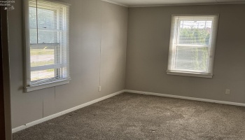 101 Main Street, New London, 44851, 5 Bedrooms Bedrooms, ,1 BathroomBathrooms,Residential,For Sale,Main,20263071