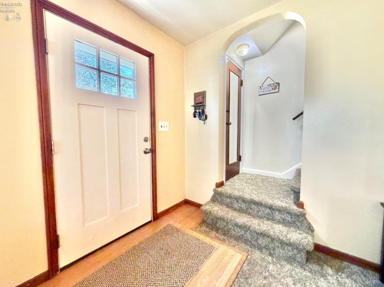 334 Union Street, Bellevue, 44811, 3 Bedrooms Bedrooms, ,2 BathroomsBathrooms,Residential,For Sale,Union,20263069