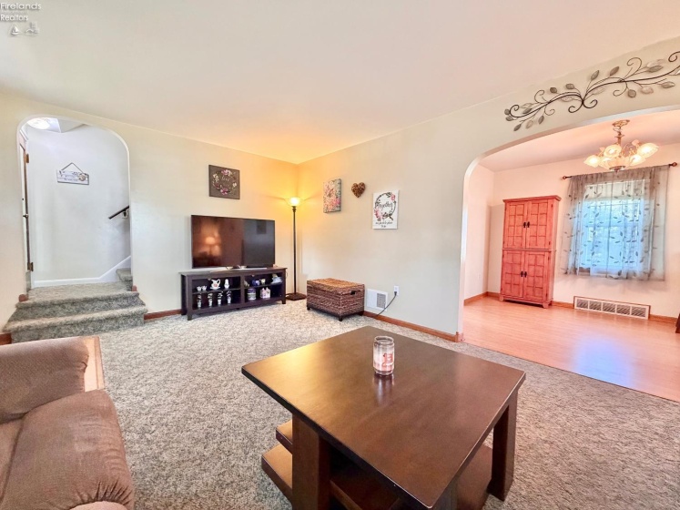 334 Union Street, Bellevue, 44811, 3 Bedrooms Bedrooms, ,2 BathroomsBathrooms,Residential,For Sale,Union,20263069