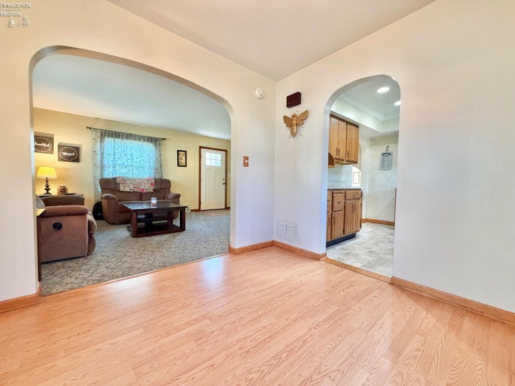 334 Union Street, Bellevue, 44811, 3 Bedrooms Bedrooms, ,2 BathroomsBathrooms,Residential,For Sale,Union,20263069