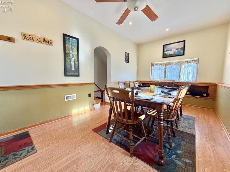 334 Union Street, Bellevue, 44811, 3 Bedrooms Bedrooms, ,2 BathroomsBathrooms,Residential,For Sale,Union,20263069